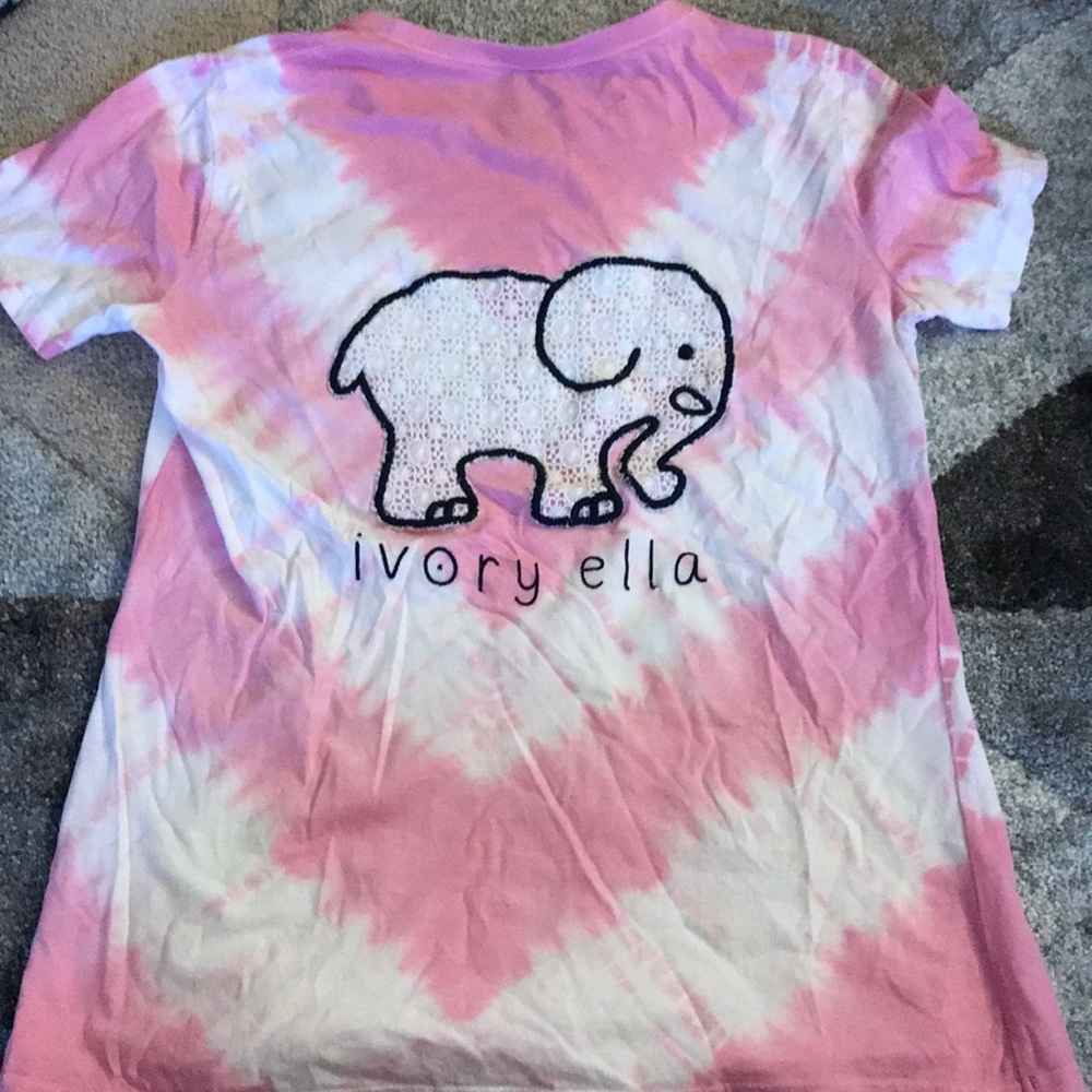 3/$25 Ivory Ella perfect fit tie dye tee